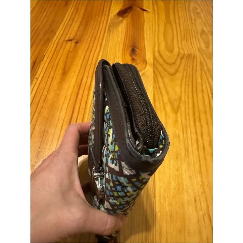 Vera Bradley Zip Around Wallet Wristlet Clutch Brown Blue Rain Forrest Print - Picture 5 of 11